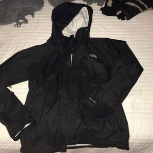 Women’s North Face raincoat